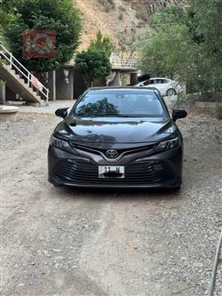 تۆیۆتا کامری